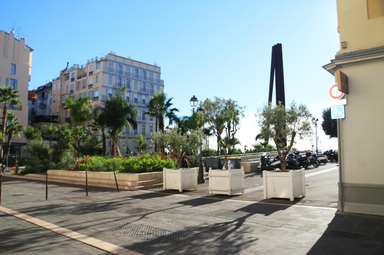 Prestige Apartment, Near The Beaches Ница Екстериор снимка