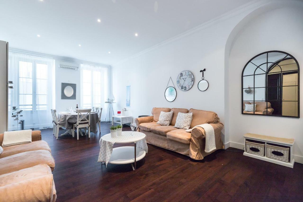 Prestige Apartment, Near The Beaches Ница Екстериор снимка