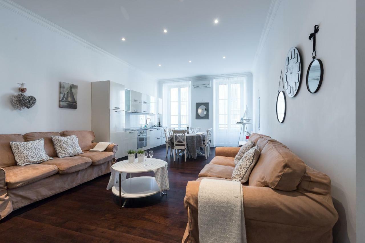 Prestige Apartment, Near The Beaches Ница Екстериор снимка